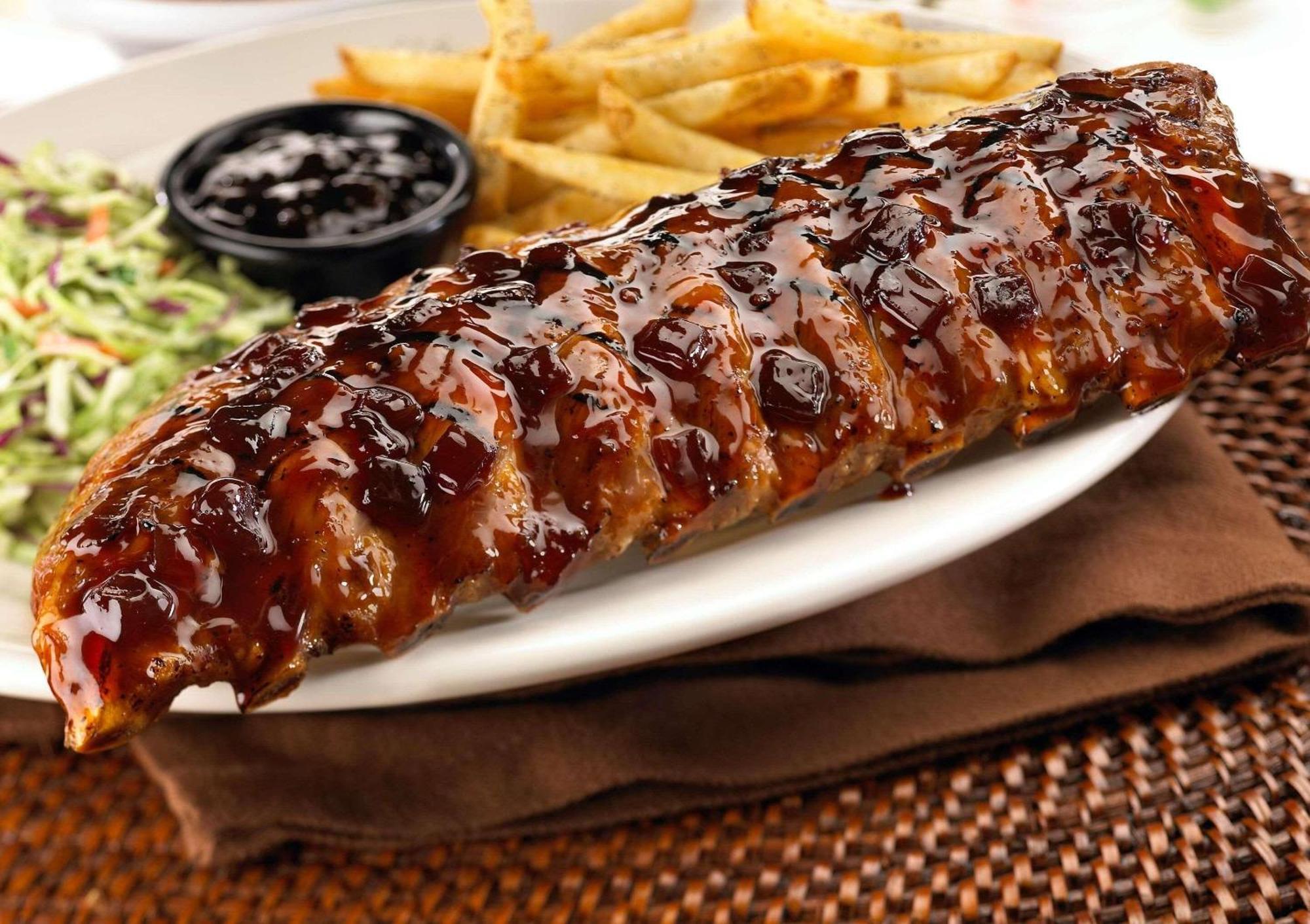 Radisson Hotel Panama Canal Bagian luar foto A rack of pork ribs